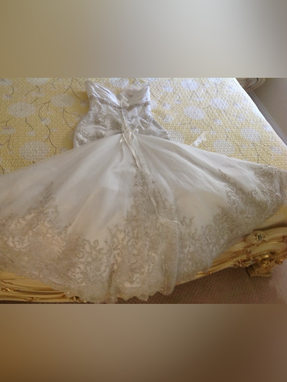 Wedding dress